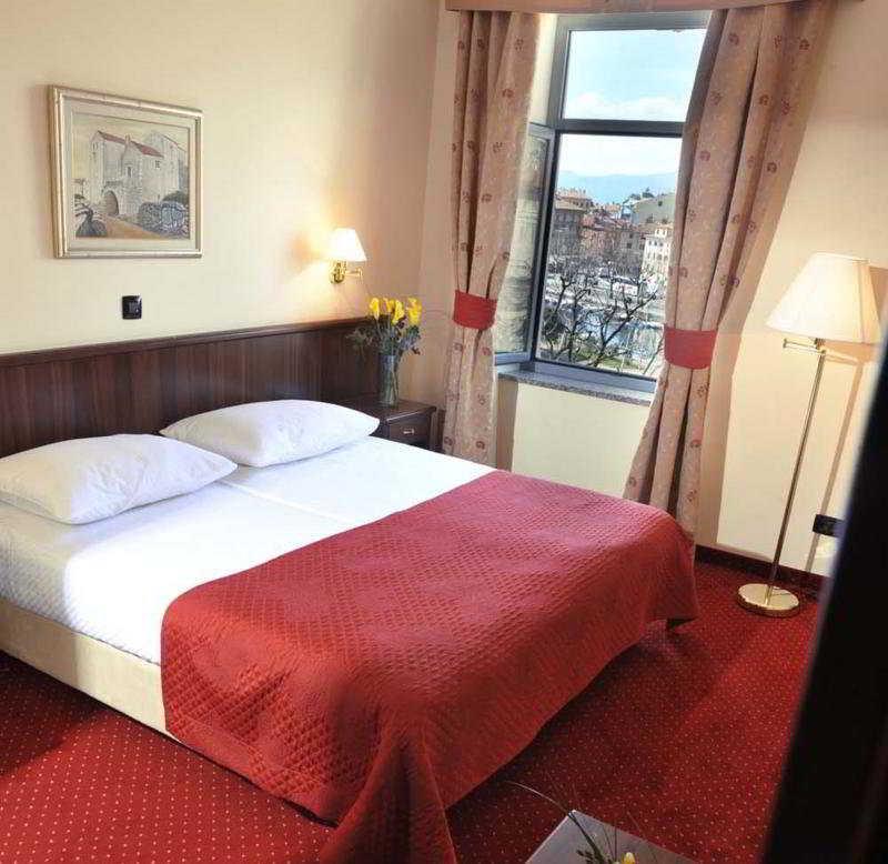 Continental Hotel